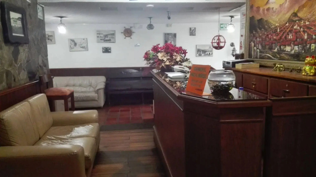 Hotel photo 12