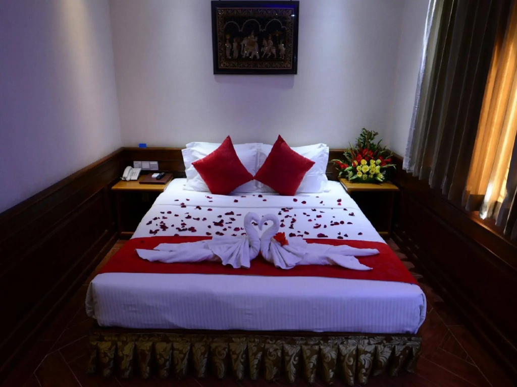 Yadanar Theingi Hotel - Général