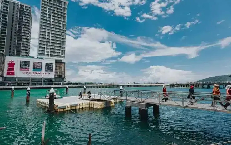 Beach & Waterfront