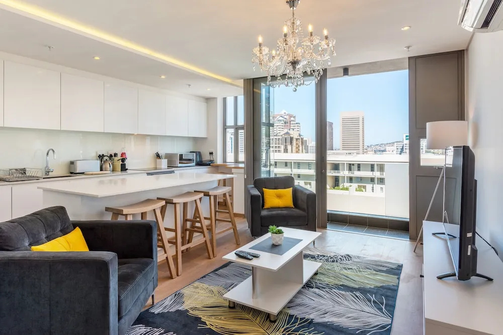 Luxury Suite