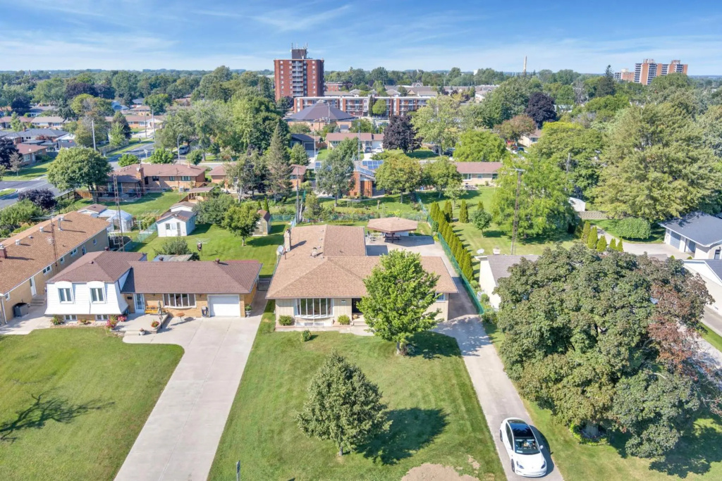 Seacliff Beach Park Bungalow, convenient location, all amenities