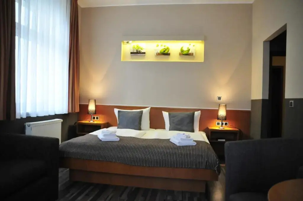 Hotel Dresdner Hof - Chambres