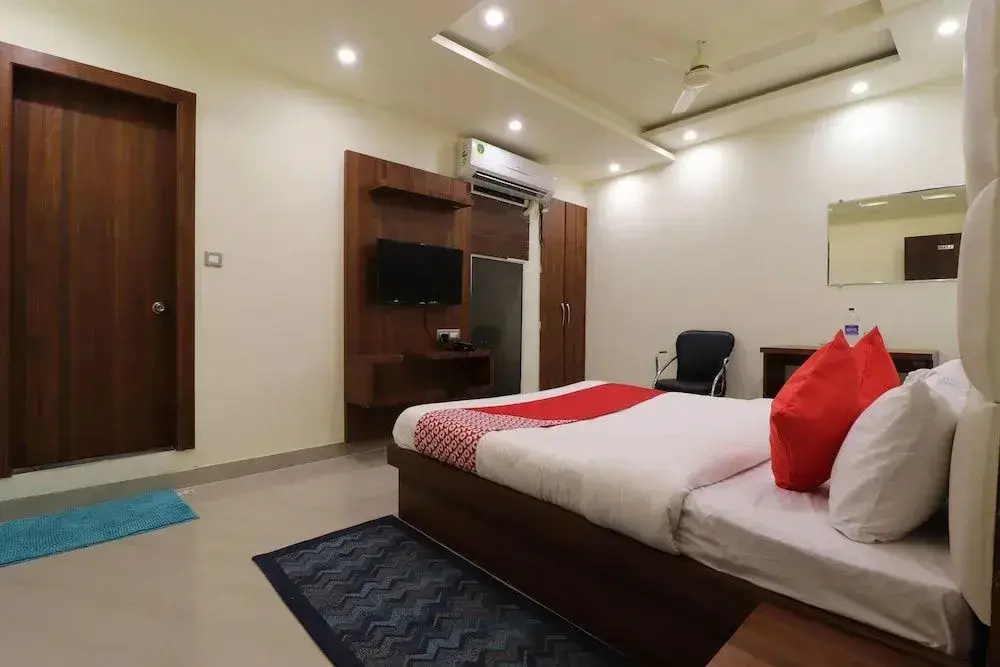 Comfort Inn by OYO Rooms
