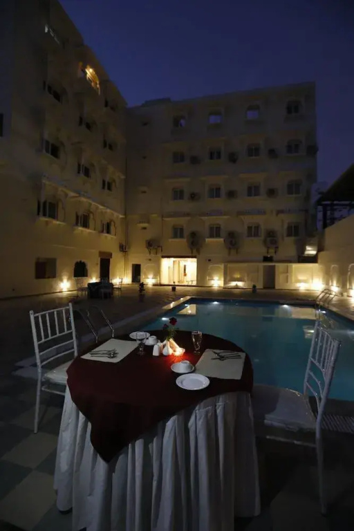 Hotel photo 12