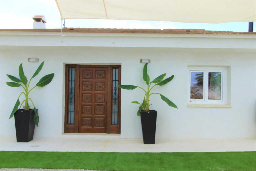 Villa Paradise , playa climatizada y privada a 10 minutos de Sitges