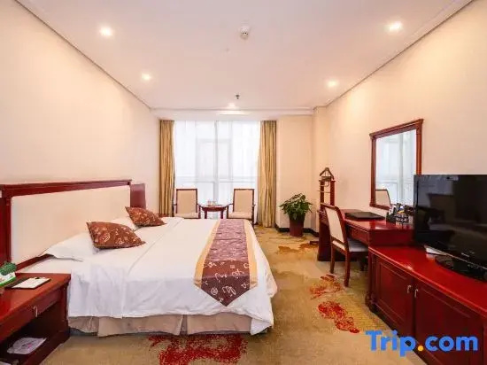 Standard Double Suite (twin beds)