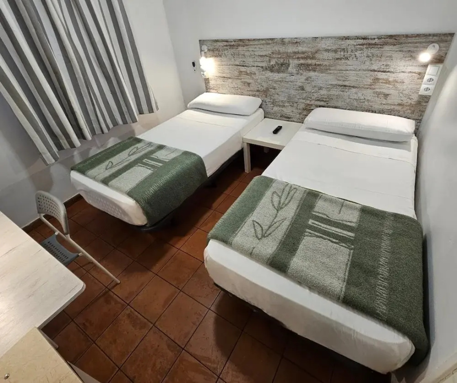 Standard Double room (twin beds)