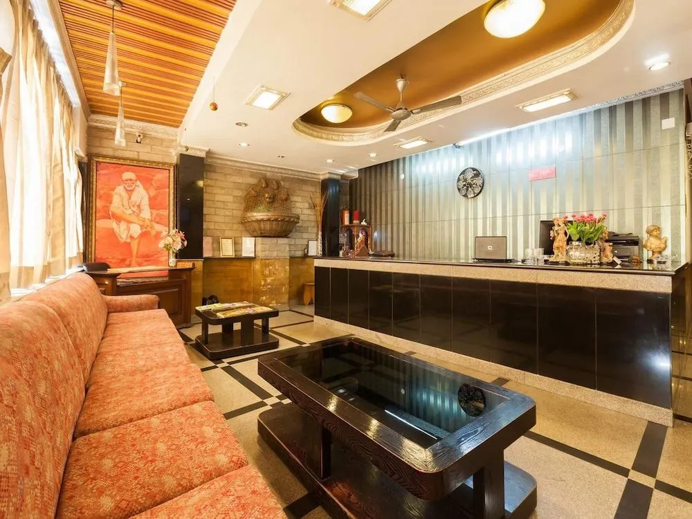 OYO 315 Hotel Tavern