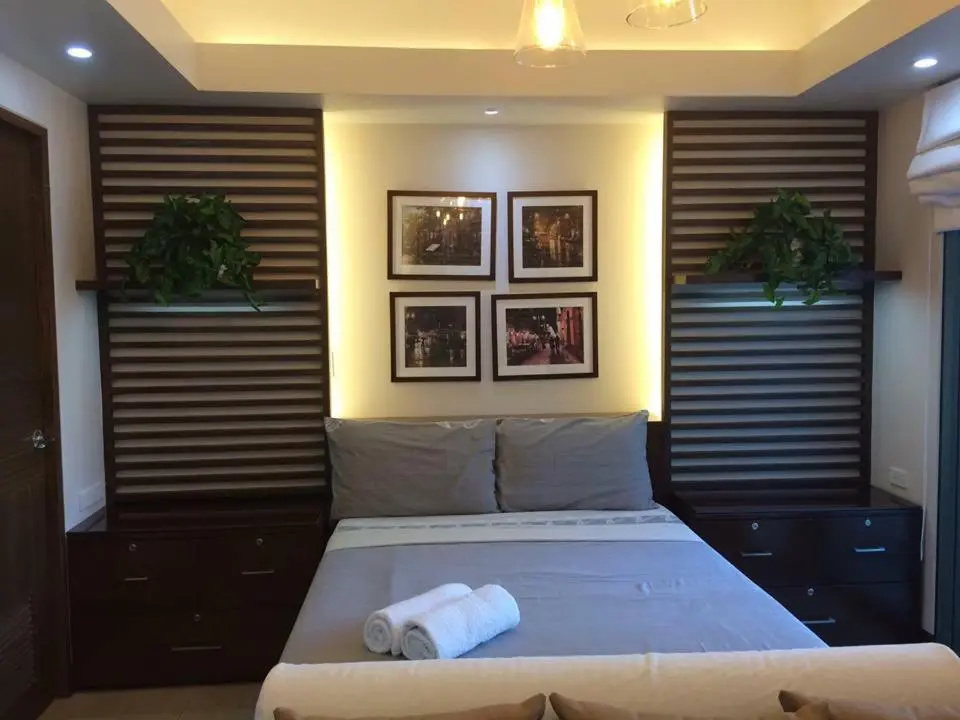 Deluxe Studio