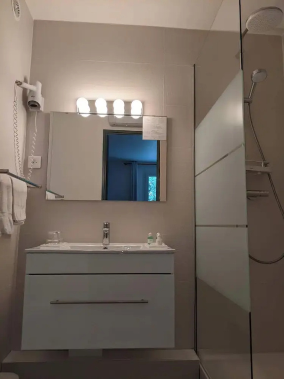 Le Pradet Hotel - Chambres