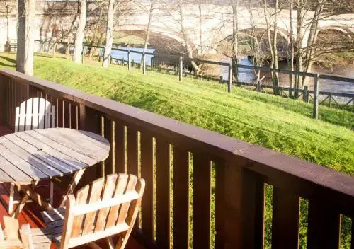 Balcony & Terrace