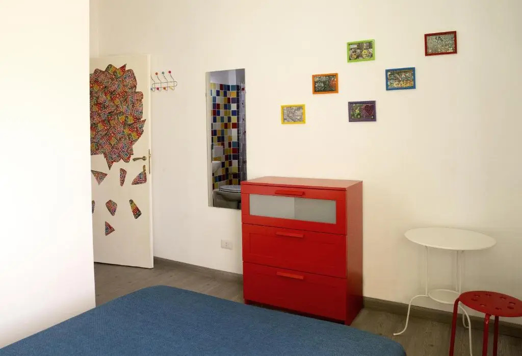 Comfort room
