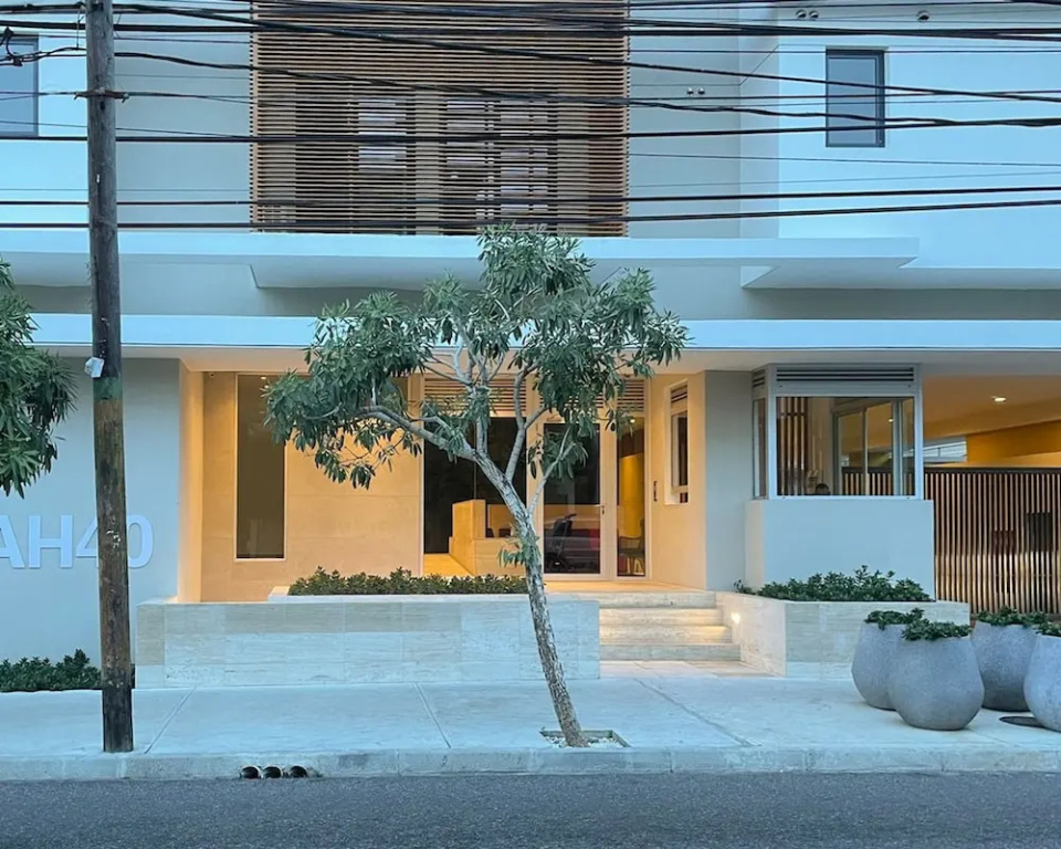 2BR The City Center Dtown Pool Gym Nearcecilip