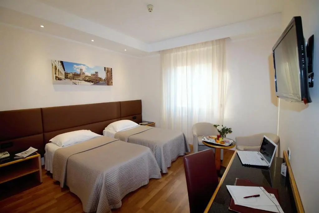 Hotel Minerva - Chambres