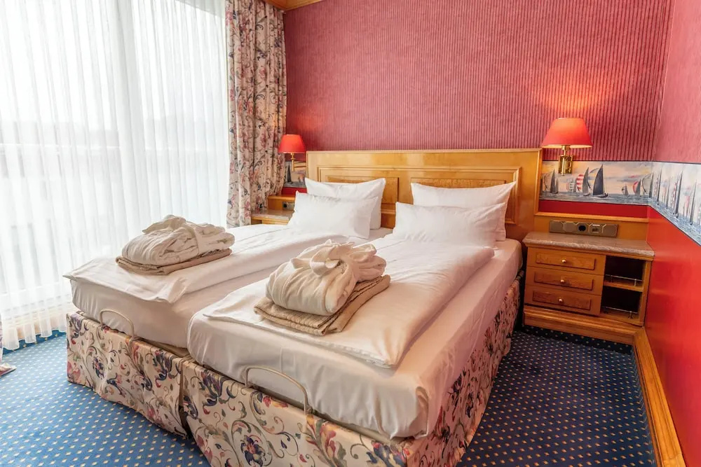 Suite with balcony