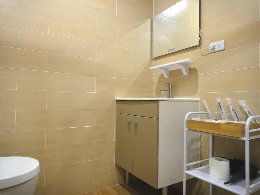 Comfort room