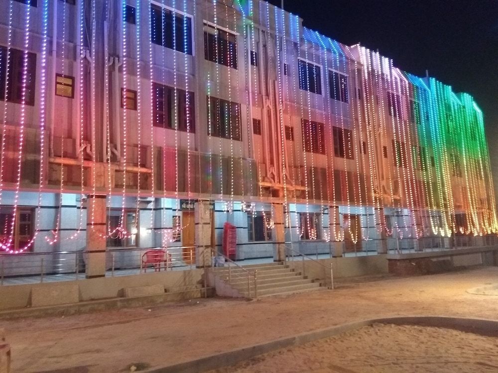 Hotel Raj Palace