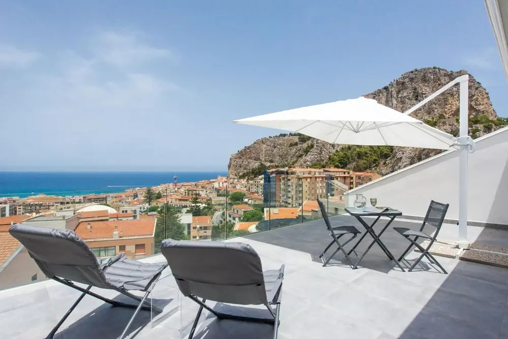 Una Terrazza Vista Mare su Cefal