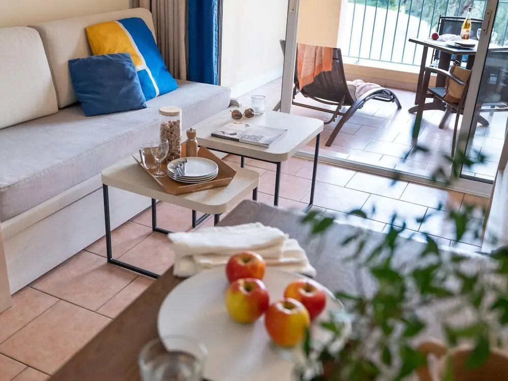 Voir la photo 1 — Luxury 4-person Riviera Sanctuary