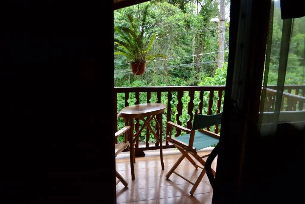 Standard Double room with balcony (full double bed)