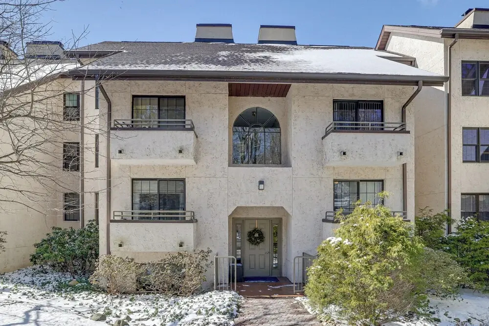 Big Boulder Water Views! Condo in Lake Harmony