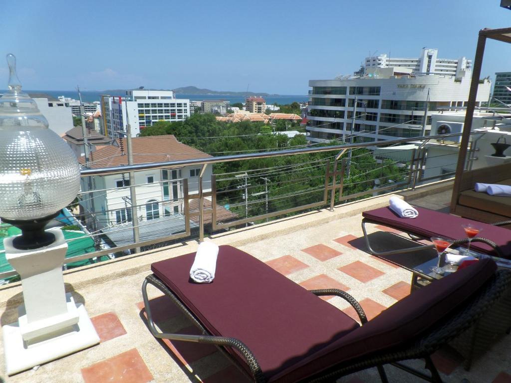 Апартаменты Пентхаус в Westbury Residence