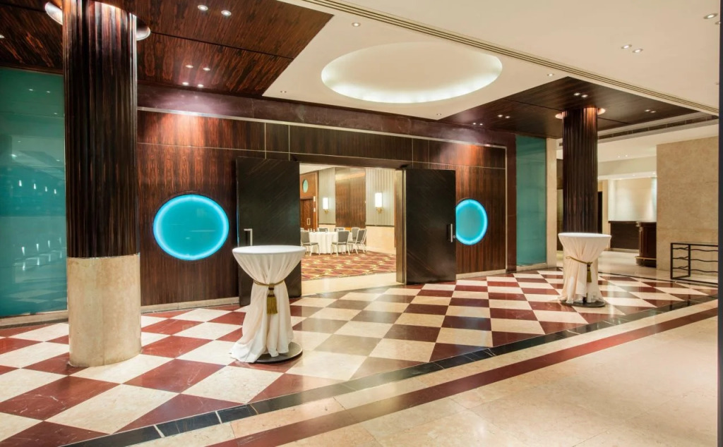 Crowne Plaza Hotel Beirut by IHG - фото 16