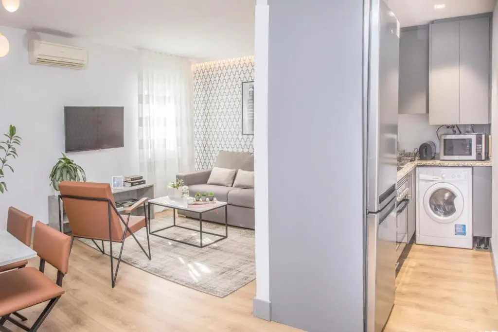 limehome madrid calle santa ana - Chambres