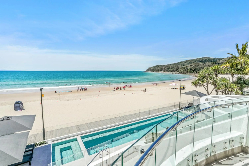 La Mer Apartment #10