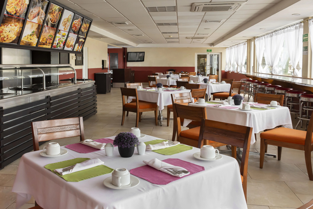 Food & Beverage