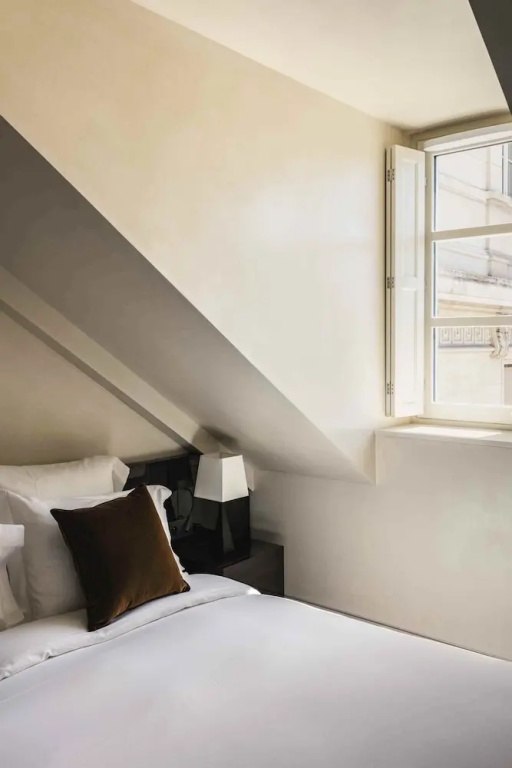 Mondovi Luxury Suites 33