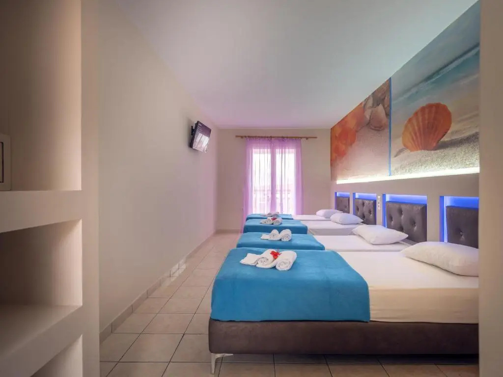Standard Quadruple room