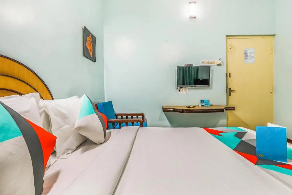 FabExpress Santhi Inn - Chambres