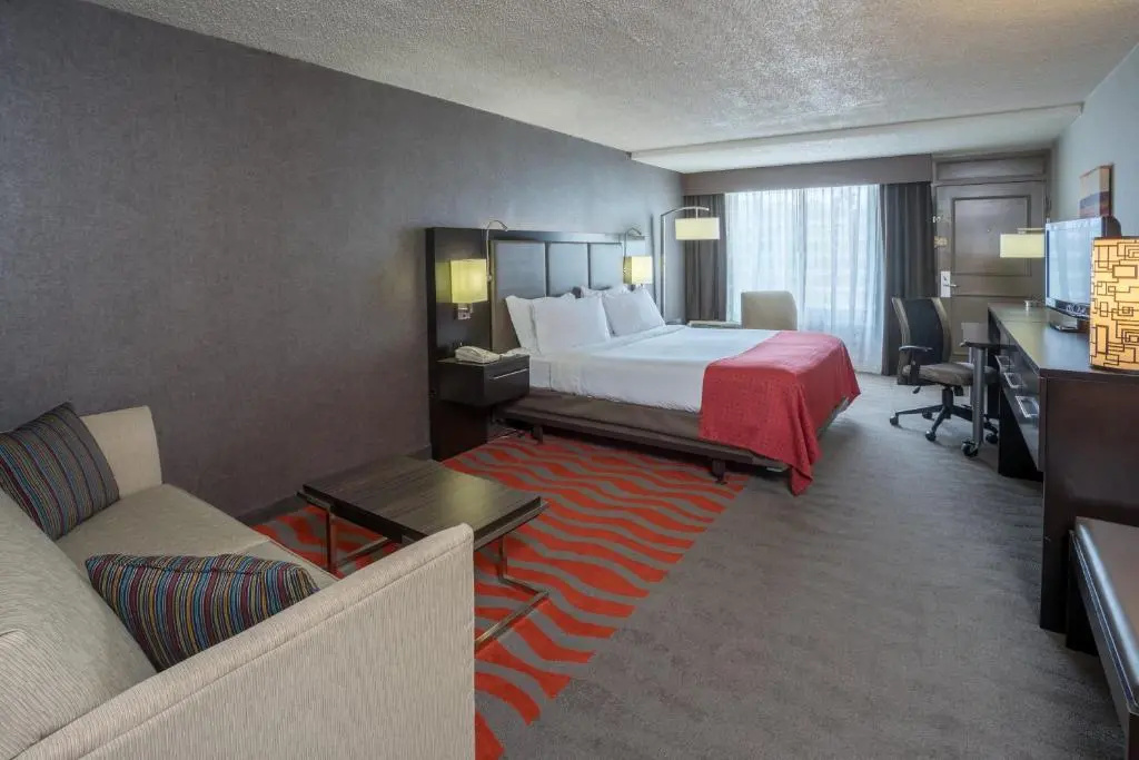 Holiday Inn Harrisburg - Hershey Area, I-81 by IHG - Chambres