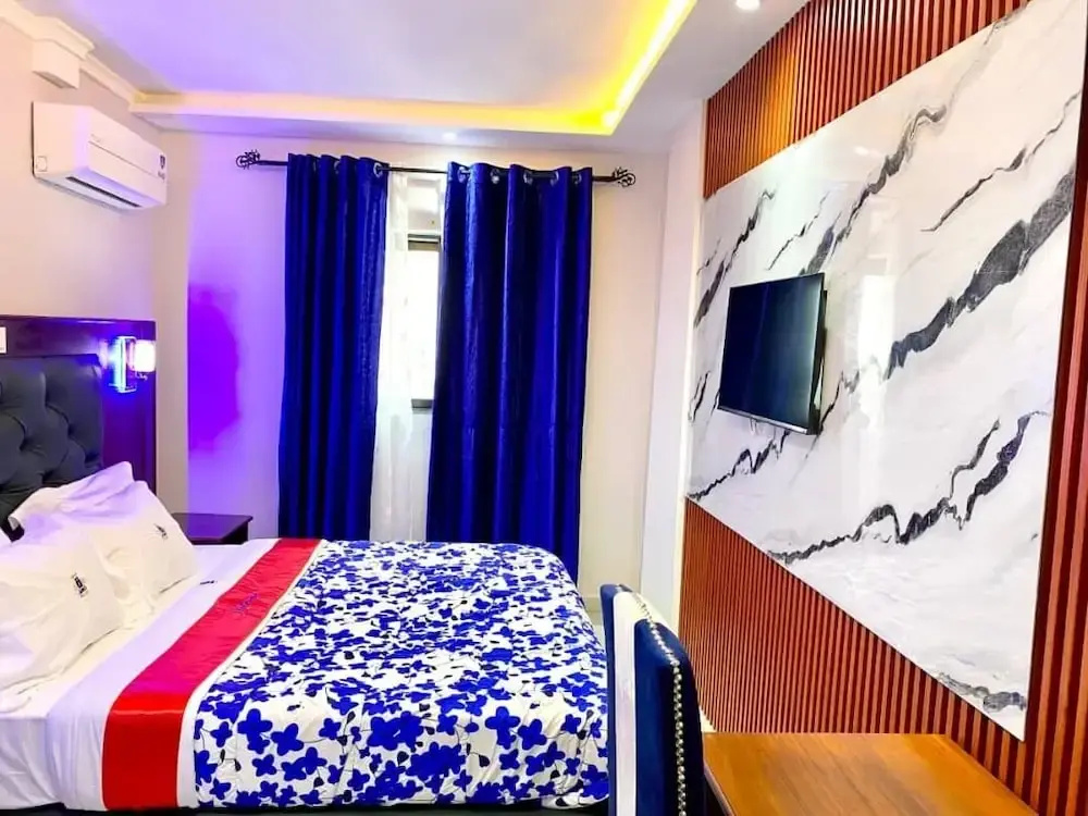 Comfort room