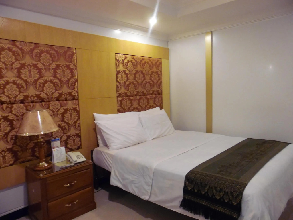 Deluxe Single room