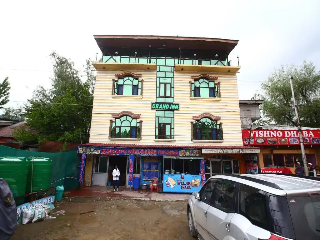 Hotel Grand Inn by OYO Rooms