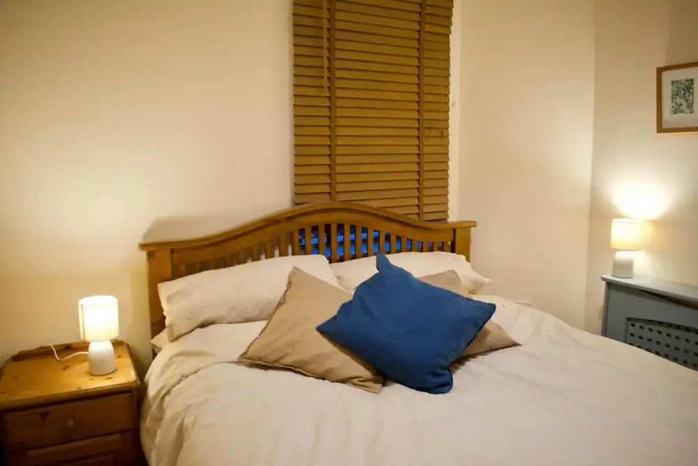 Newly Refurbed Home With Free Parking