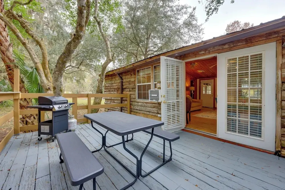 Fish, Boat & Explore: Cross Creek Cabin w/ Dock!