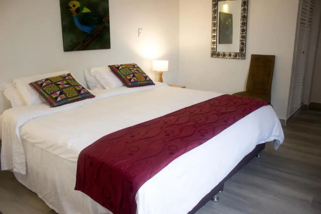 Deluxe Double room with garden view (full double bed)