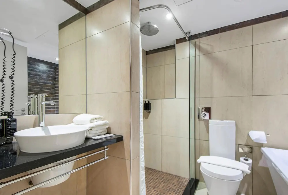 Roomzzz Manchester City - Chambres