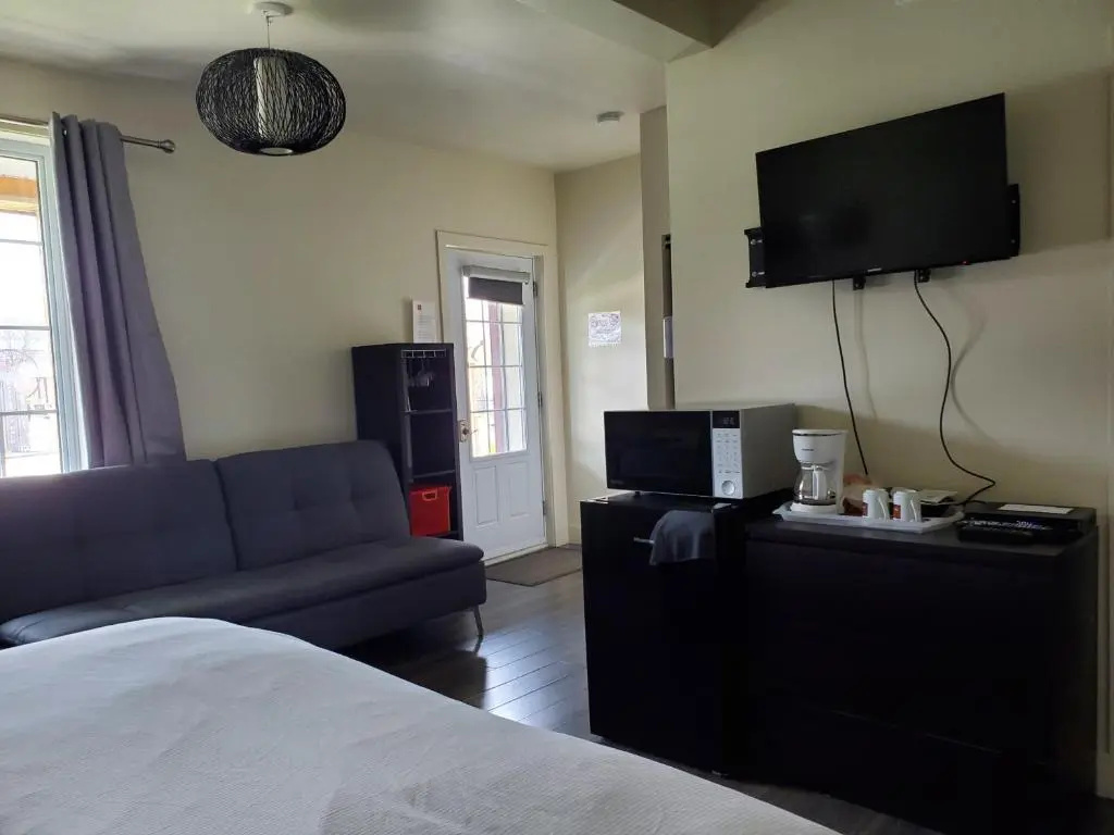 Superior Double room (full double bed)
