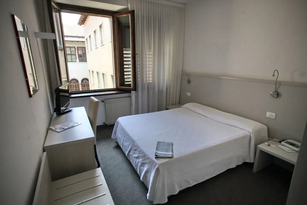 Hotel Accademia Trento - Chambres