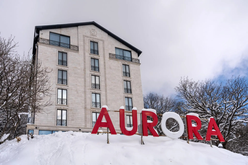 Aurora Resort Tsaghkadzor, By One