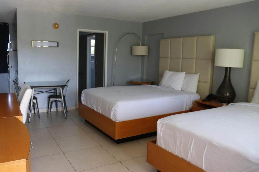 Ocean Mile Hotel — 3