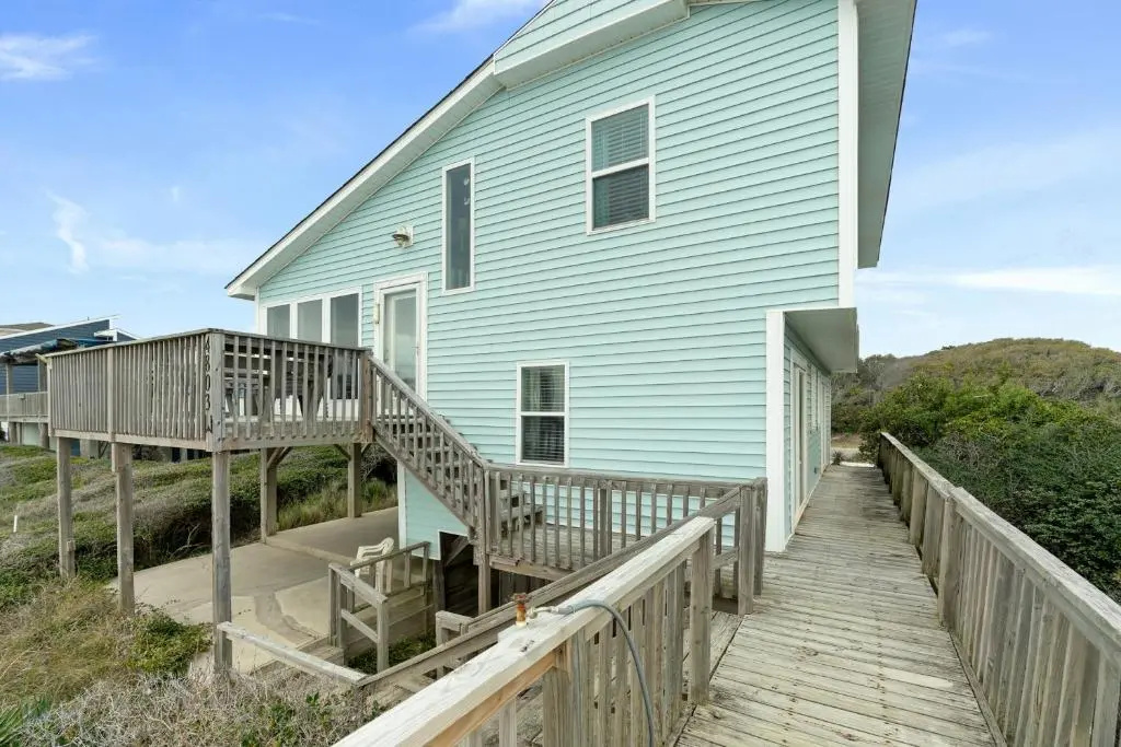 My Two Gulls by Oak Island Accommodations