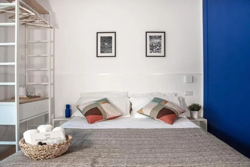 Standard Double room with partial sea view (full double bed)
