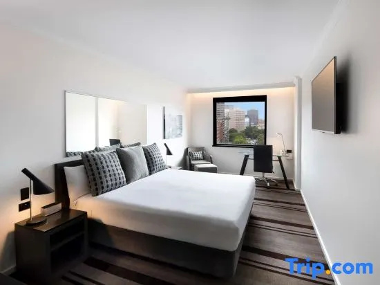 Classic Double room (full double bed)