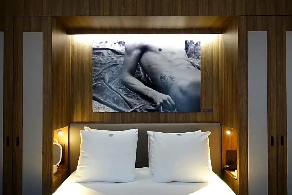 Hotel Jules & Jim 86
