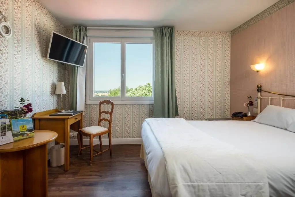 Logis Hôtel & Restaurant L’Ermitage - Chambres